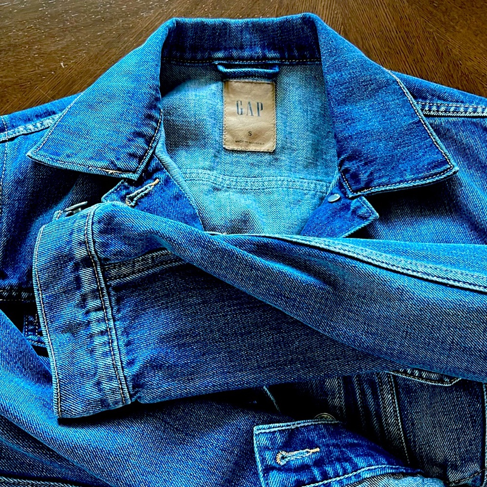 Gap denim jacket size s